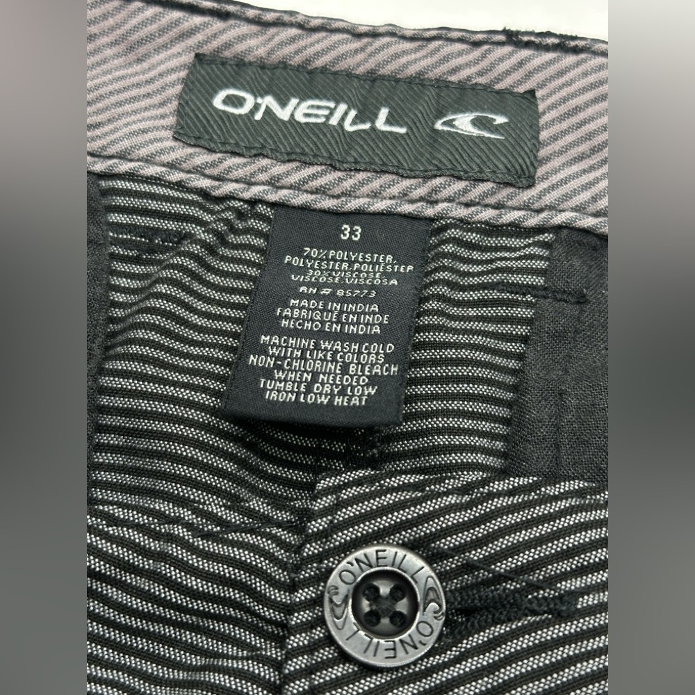 O'Neill‎ Black / Gray Board Shorts with Modern Design size 33 4 pockets (B24) - Picture 6 of 6